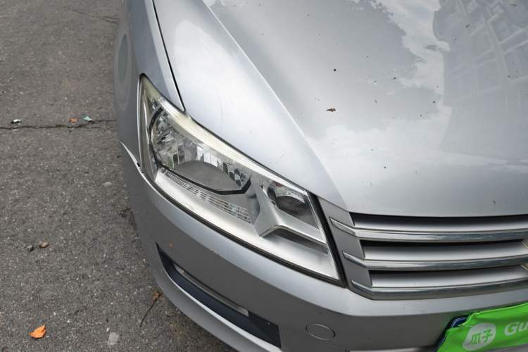 Used Volkswagen Santana 2015 1.6L Manual Comfort Edition Right Front Headlight