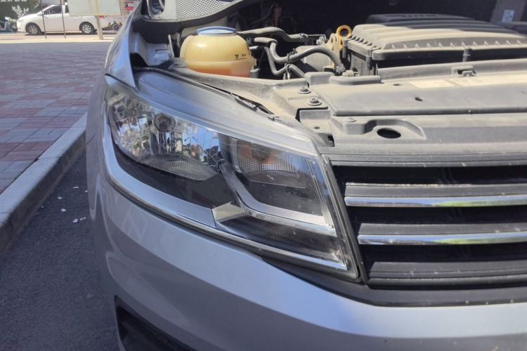 Used Volkswagen Santana 2015 Haval H6 1.6L Automatic Luxury Model Right Front Headlight
