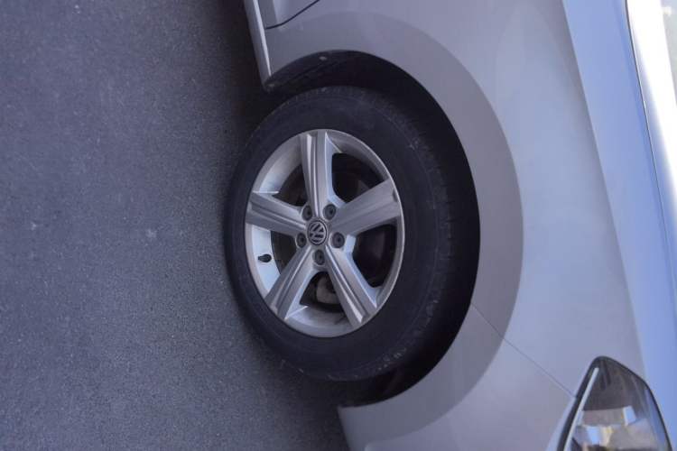 Used Volkswagen Santana 2015 Haval H6 1.6L Automatic Luxury Model Right Front Wheel Hub