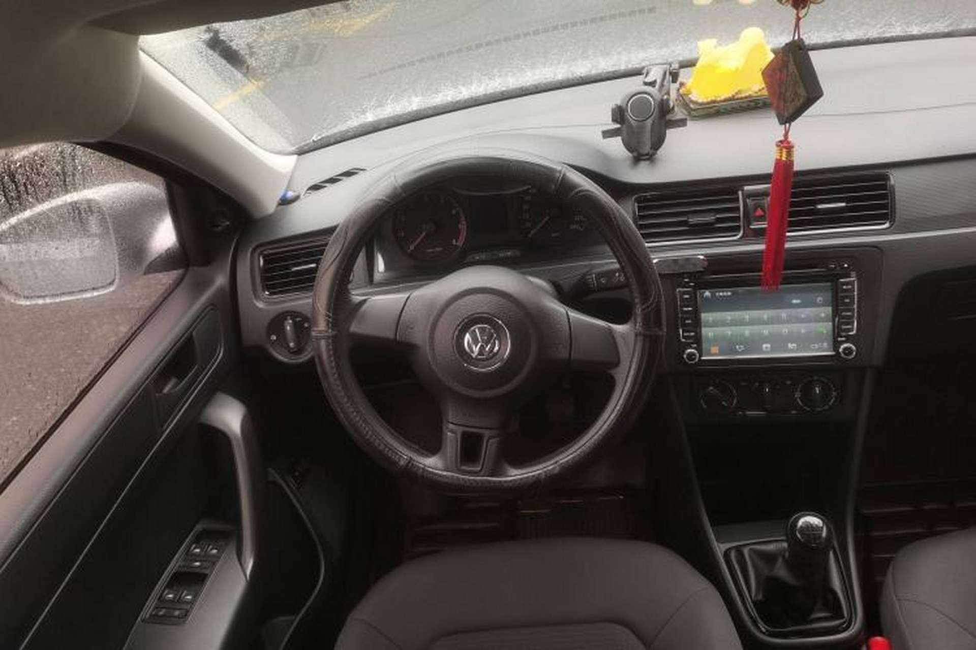 Used Volkswagen Santana 2015 1.6L Manual Fashion Edition Steering Wheel