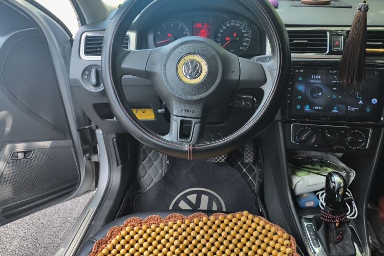 Used Volkswagen Santana 2015 1.6L Automatic Comfort Edition Steering Wheel