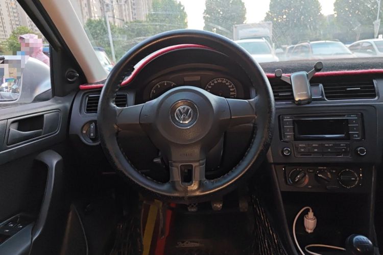 Used Volkswagen Santana 2015 1.4L Manual Fashion Edition Steering Wheel