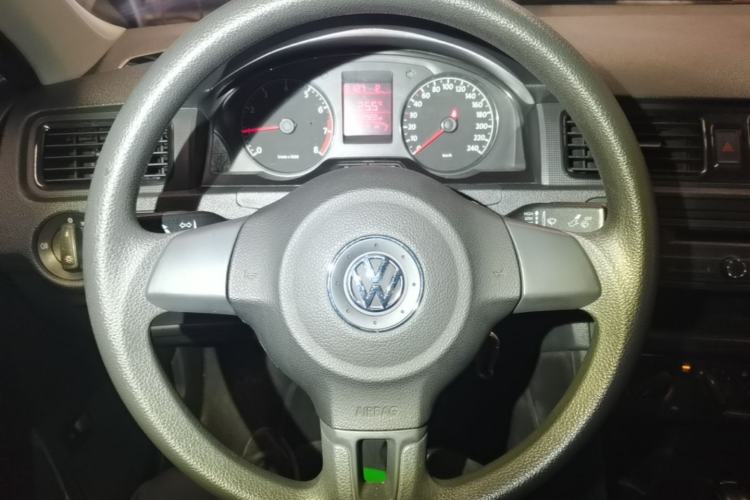 Used Volkswagen Santana 2015 1.6L Automatic Fashion Edition Steering Wheel