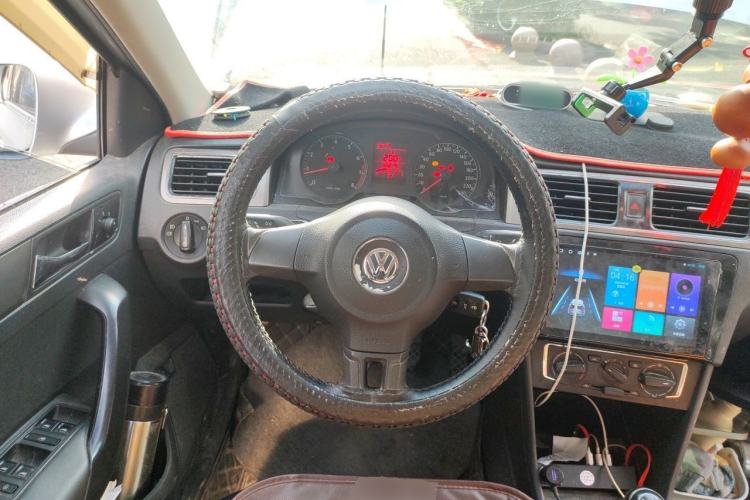 Used Volkswagen Santana 2015 1.6L Manual Comfort Edition Steering Wheel