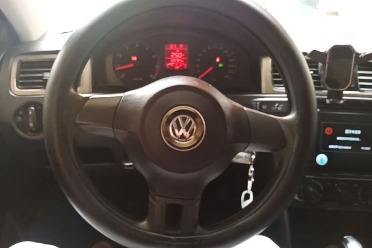 Used Volkswagen Santana 2015 1.6L Automatic Comfort Edition Steering Wheel