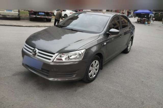 Used Volkswagen Santana 2015 1.6L Manual Fashion Edition