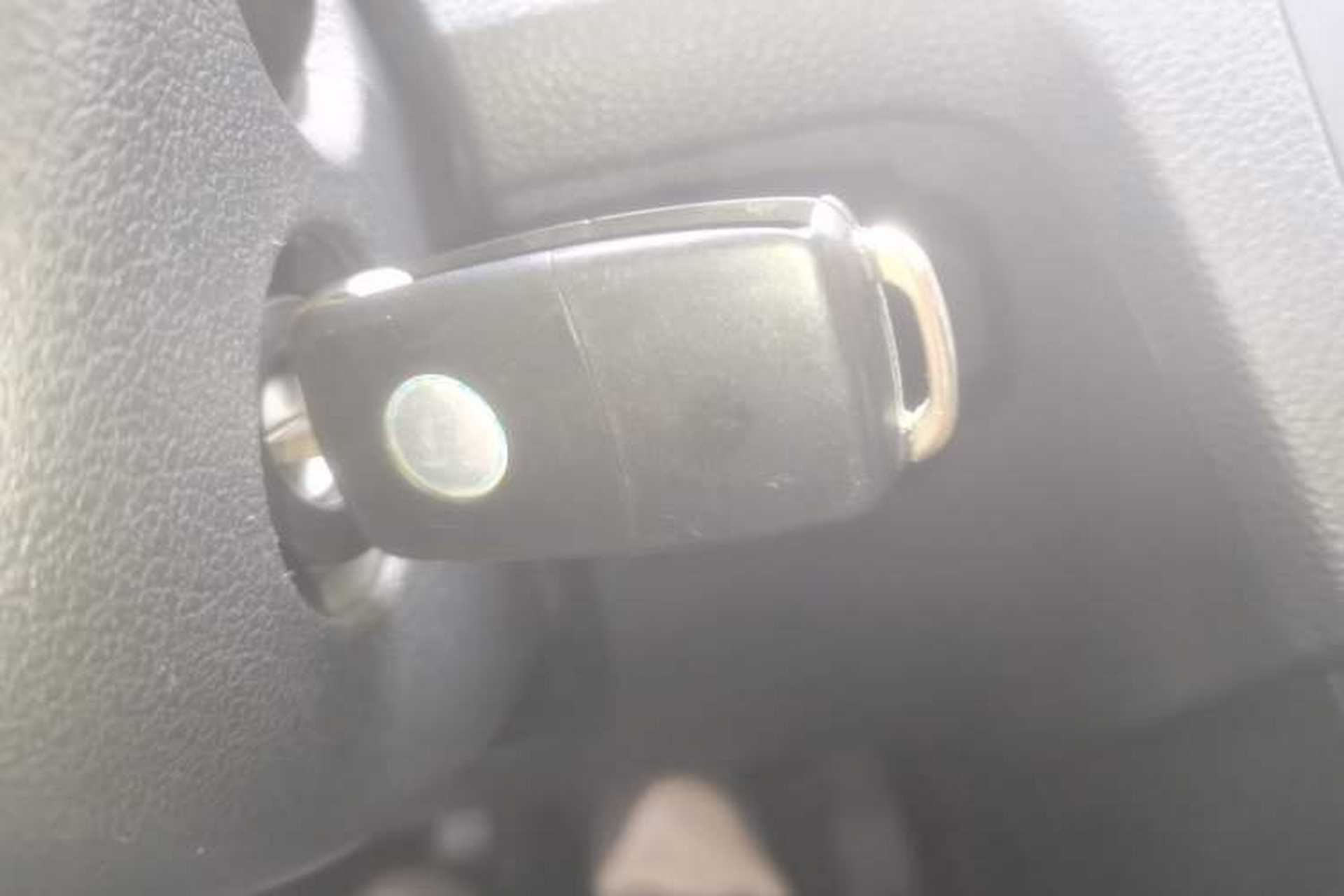 Used Volkswagen Santana 2015 1.6L Manual Fashion Edition Vehicle Key