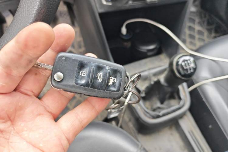 Used Volkswagen Santana 2015 1.6L Manual Comfort Edition Vehicle Key