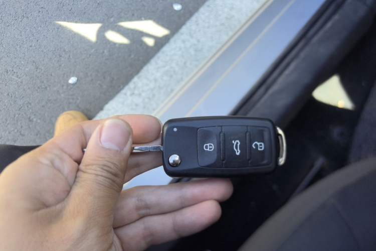 Used Volkswagen Santana 2015 Haval H6 1.6L Automatic Luxury Model Vehicle Key