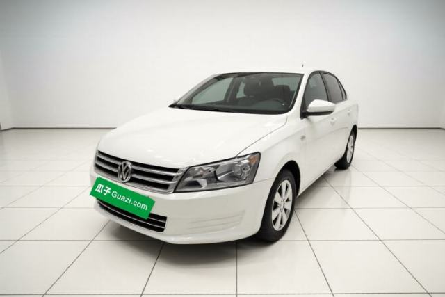 Ojetý Volkswagen Santana 2015 1.6L Manual Fashion Edition
