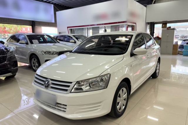 Volkswagen Santana 2015 1.4L Manual Fashion Edition usado