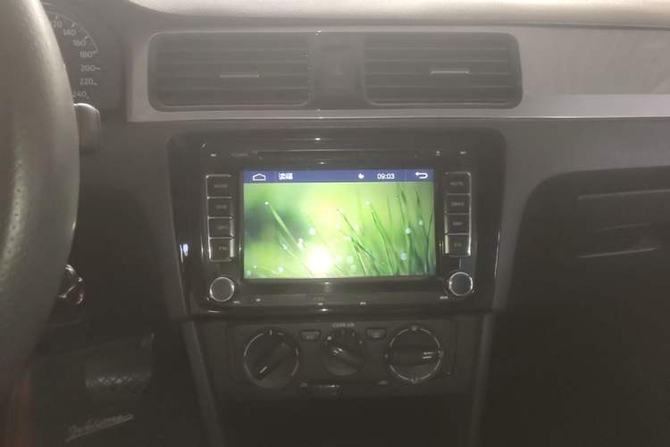 Used Volkswagen Santana 2015 Haval H6 1.6L Automatic Luxury Model Audio And AC Panel