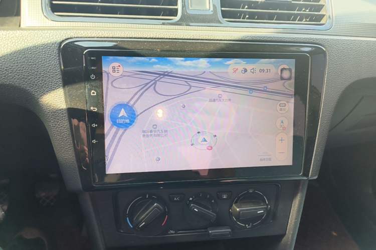 Used Volkswagen Santana 2015 1.4L Manual Fashion Edition Audio And AC Panel