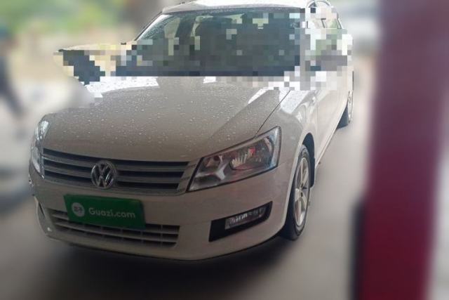 Ojetý Volkswagen Santana 2015 1.6L Manual Comfort Edition