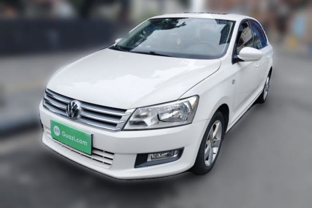 Ojetý Volkswagen Santana 2015 1.6L Manual Comfort Edition