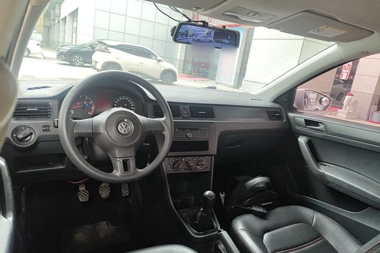 Used Volkswagen Santana 2015 1.4L Manual Fashion Edition Center Console