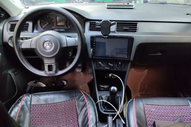 Used Volkswagen Santana 2015 1.4L Manual Fashion Edition Center Console