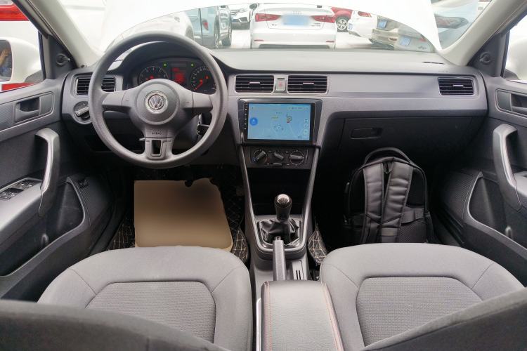 Used Volkswagen Santana 2015 1.4L Manual Fashion Edition Center Console