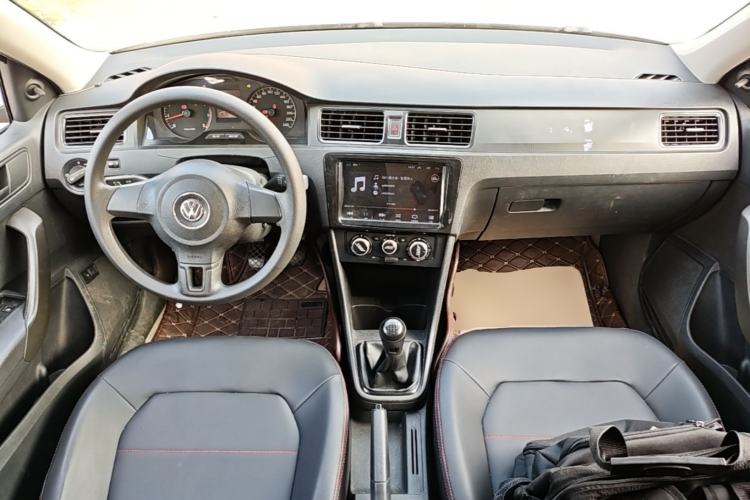 Used Volkswagen Santana 2015 1.4L Manual Fashion Edition Center Console