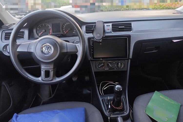 Used Volkswagen Santana 2015 1.4L Manual Fashion Edition Center Console