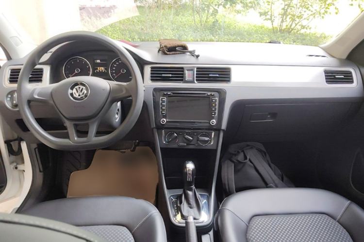 Used Volkswagen Santana 2015 Haval H6 1.6L Automatic Comfort Model Center Console