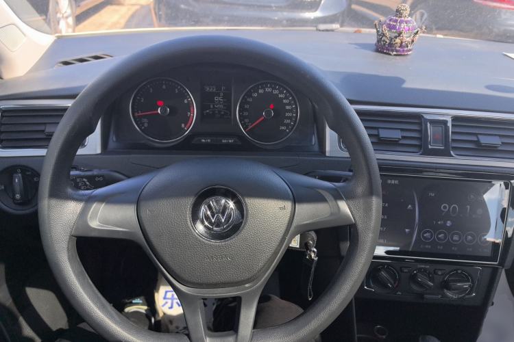 Used Volkswagen Santana 2015 Haval H6 1.6L Automatic Comfort Model Center Console