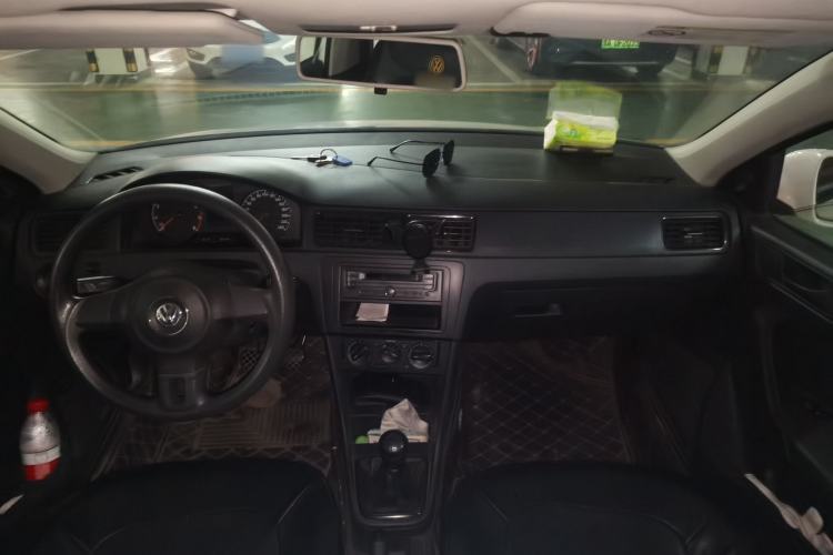 Used Volkswagen Santana 2015 1.4L Manual Fashion Edition Center Console