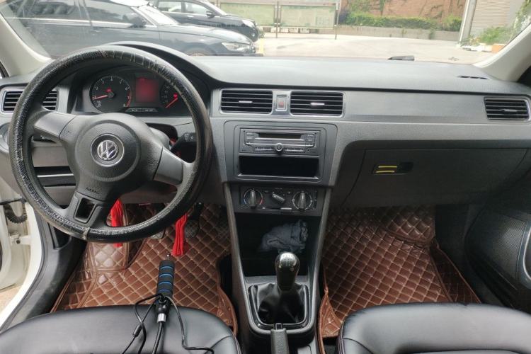 Used Volkswagen Santana 2015 1.4L Manual Fashion Edition Center Console