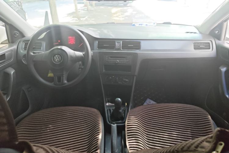 Used Volkswagen Santana 2015 1.4L Manual Fashion Edition Center Console