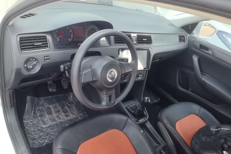 Used Volkswagen Santana 2015 1.4L Manual Fashion Edition Center Console