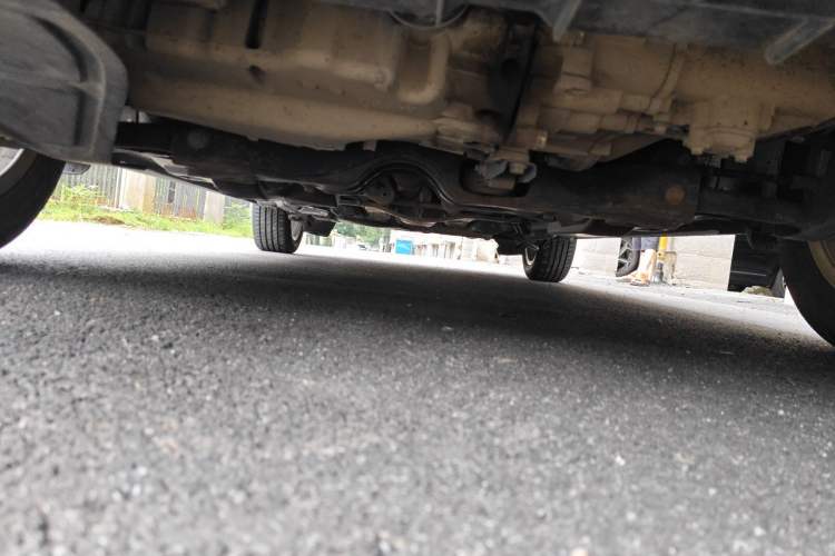Used Volkswagen Santana 2015 1.4L Manual Comfort Edition Chassis Front