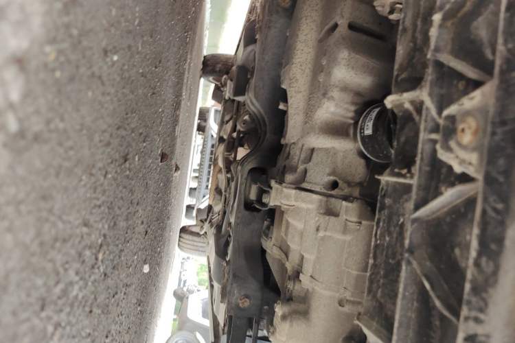 Used Volkswagen Santana 2015 1.6L Manual Comfort Edition Chassis Front