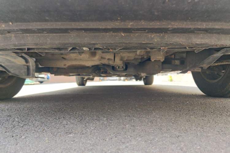 Used Volkswagen Santana 2015 1.4L Manual Fashion Edition Chassis Front