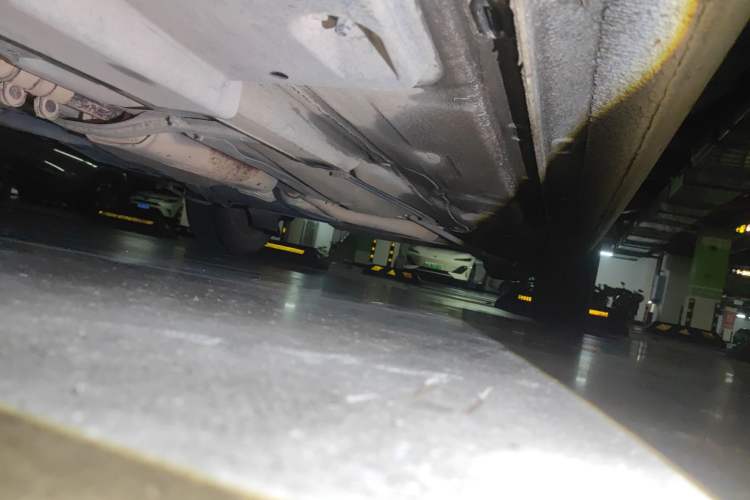 Used Volkswagen Santana 2015 1.6L Automatic Comfort Edition Chassis Front Left