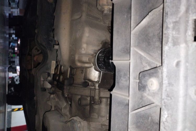 Used Volkswagen Santana 2015 1.6L Automatic Comfort Edition Chassis Front
