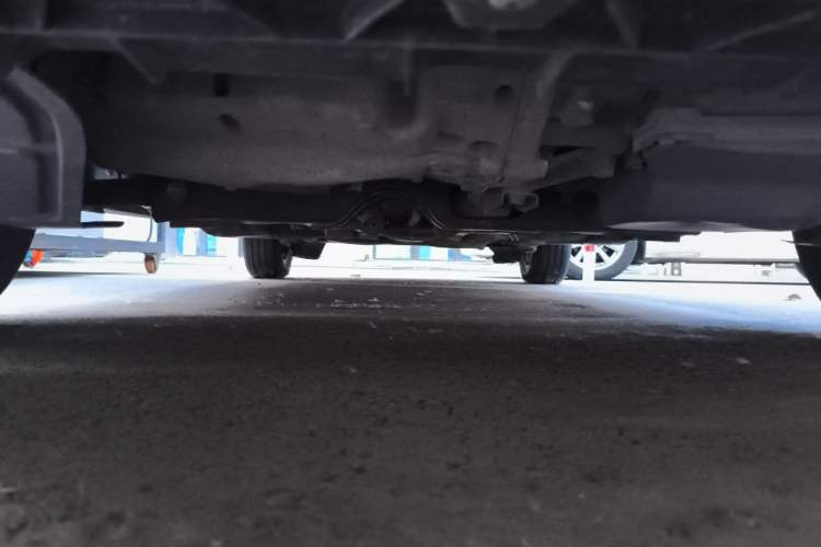 Used Volkswagen Santana 2015 1.6L Automatic Fashion Edition Chassis Front
