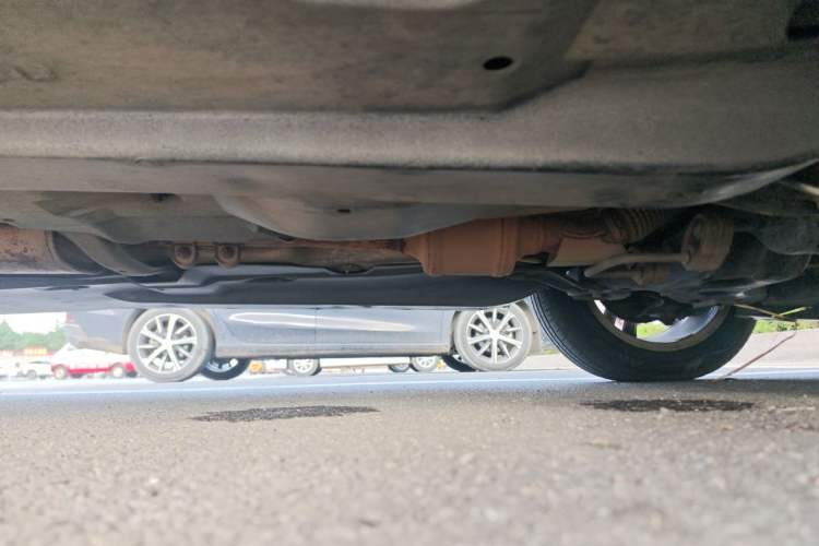 Used Volkswagen Santana 2015 Haval H6 1.6L Automatic Comfort Model Chassis Front Right