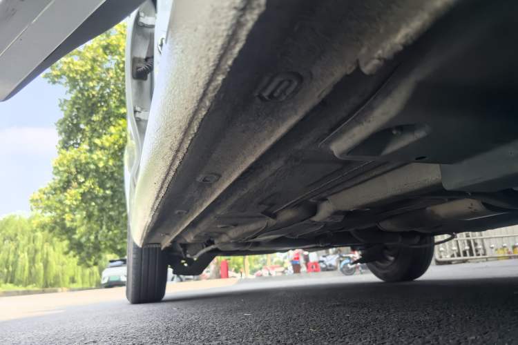 Used Volkswagen Santana 2015 1.6L Manual Fashion Edition Chassis Front Right