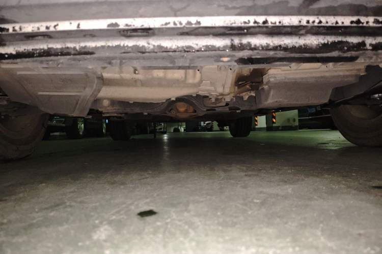 Used Volkswagen Santana 2015 1.6L Automatic Comfort Edition Chassis Front