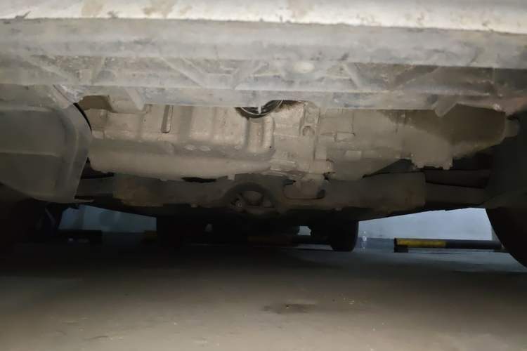 Used Volkswagen Santana 2015 1.6L Manual Fashion Edition Chassis Front