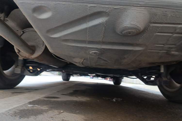 Used Volkswagen Santana 2015 1.4L Manual Comfort Edition Chassis Rear