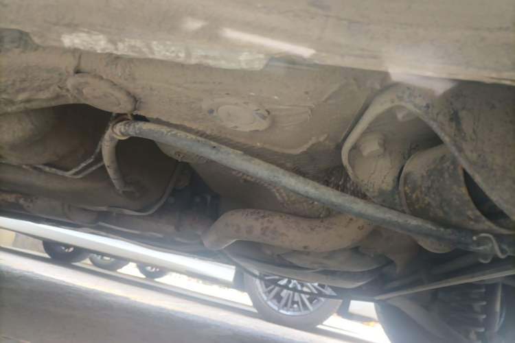 Used Volkswagen Santana 2015 1.6L Manual Fashion Edition Chassis Rear Left