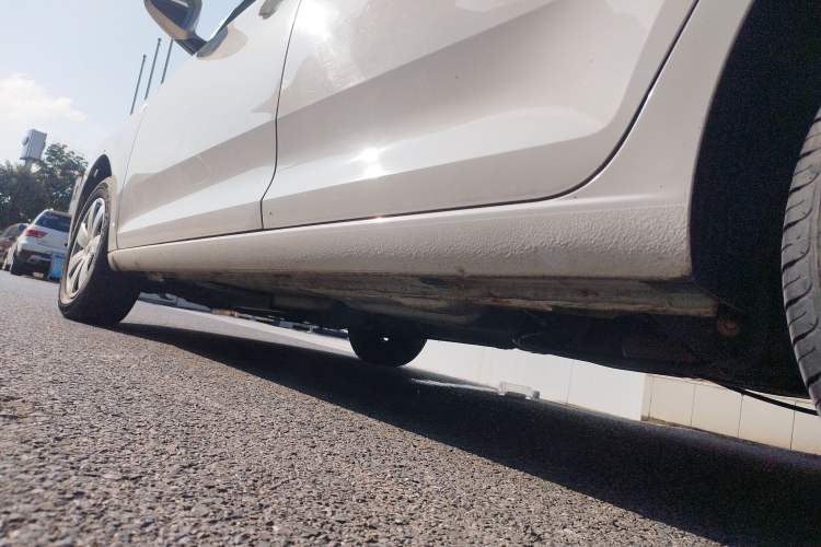 Used Volkswagen Santana 2015 1.6L Manual Fashion Edition Chassis Rear Left