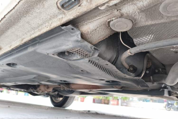 Used Volkswagen Santana 2015 Haval H6 1.6L Automatic Comfort Model Chassis Rear Left