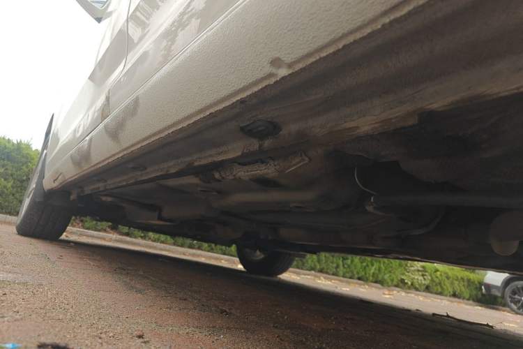 Used Volkswagen Santana 2015 1.6L Manual Comfort Edition Chassis Rear Left