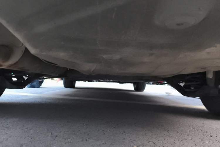 Used Volkswagen Santana 2015 1.6L Automatic Fashion Edition Chassis Rear