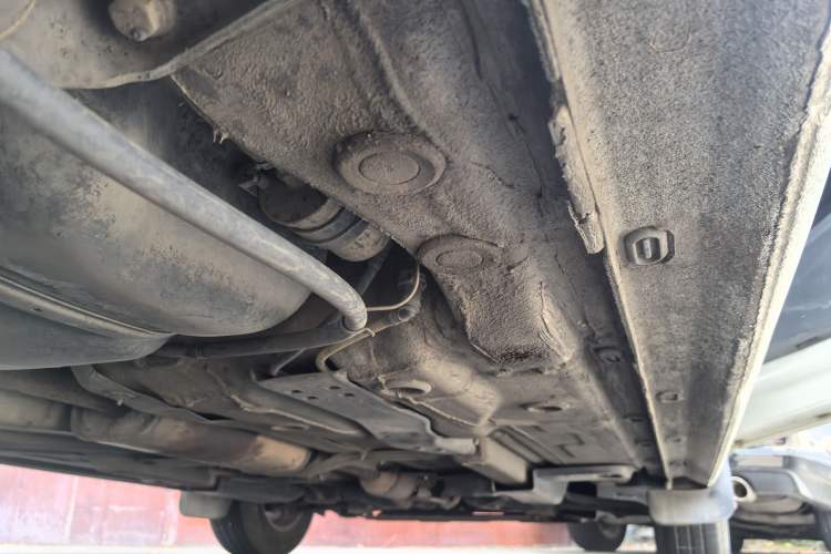 Used Volkswagen Santana 2015 1.6L Manual Fashion Edition Chassis Rear Right