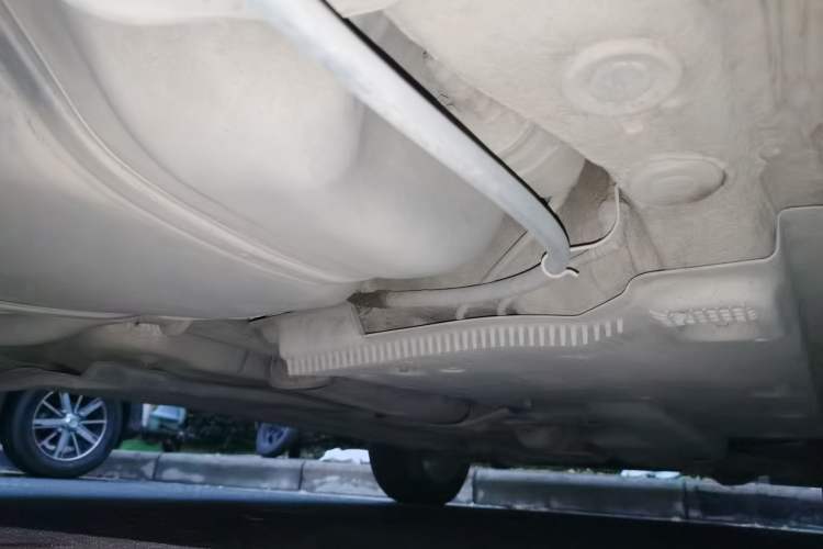 Used Volkswagen Santana 2015 HaoNa 1.6L Manual Fashion Edition Chassis Rear Right