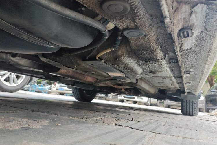 Used Volkswagen Santana 2015 1.6L Automatic Fashion Edition Chassis Rear Right