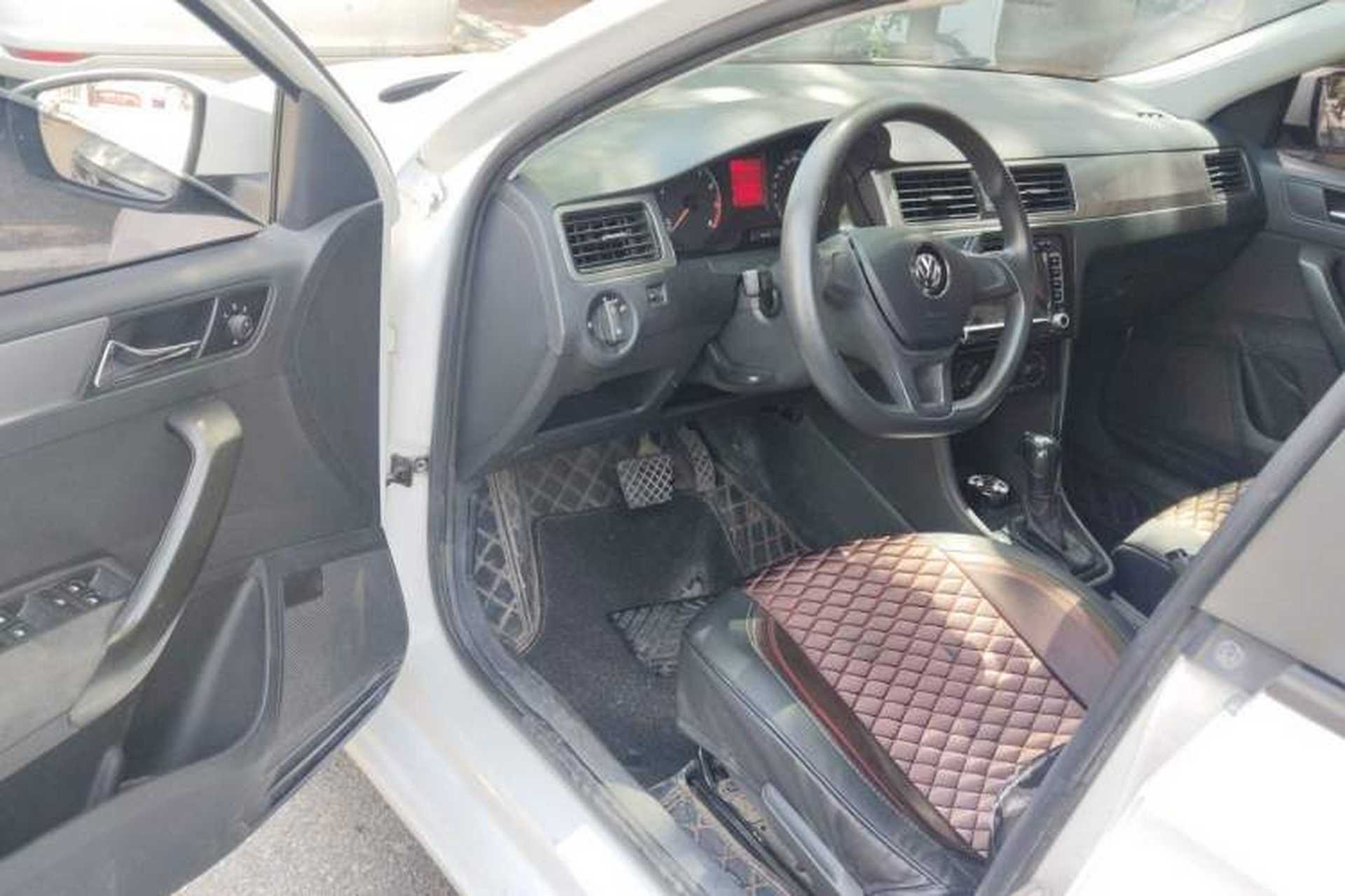 Used Volkswagen Santana 2015 Haval H6 1.6L Automatic Luxury Model Driver Seat